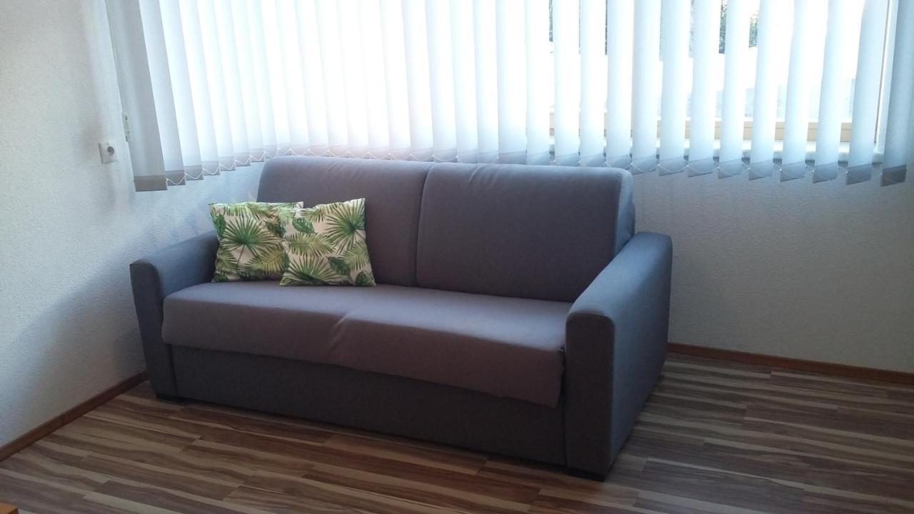 Appartement Falkner Manuel นีเดอร์ทาย ภายนอก รูปภาพ